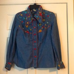 Vintage 70’s embroidered denim top - last chance!